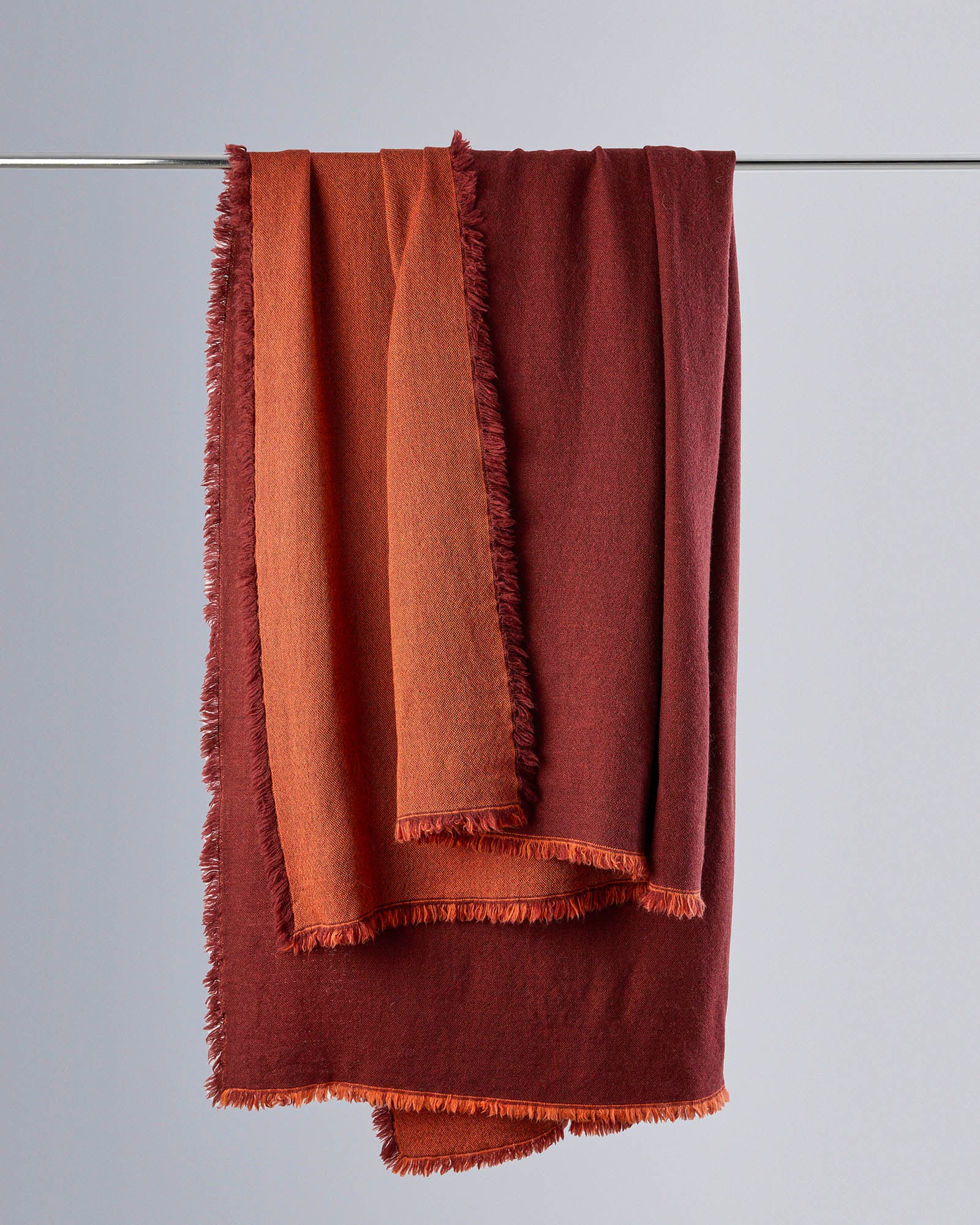 #color_Maroon
