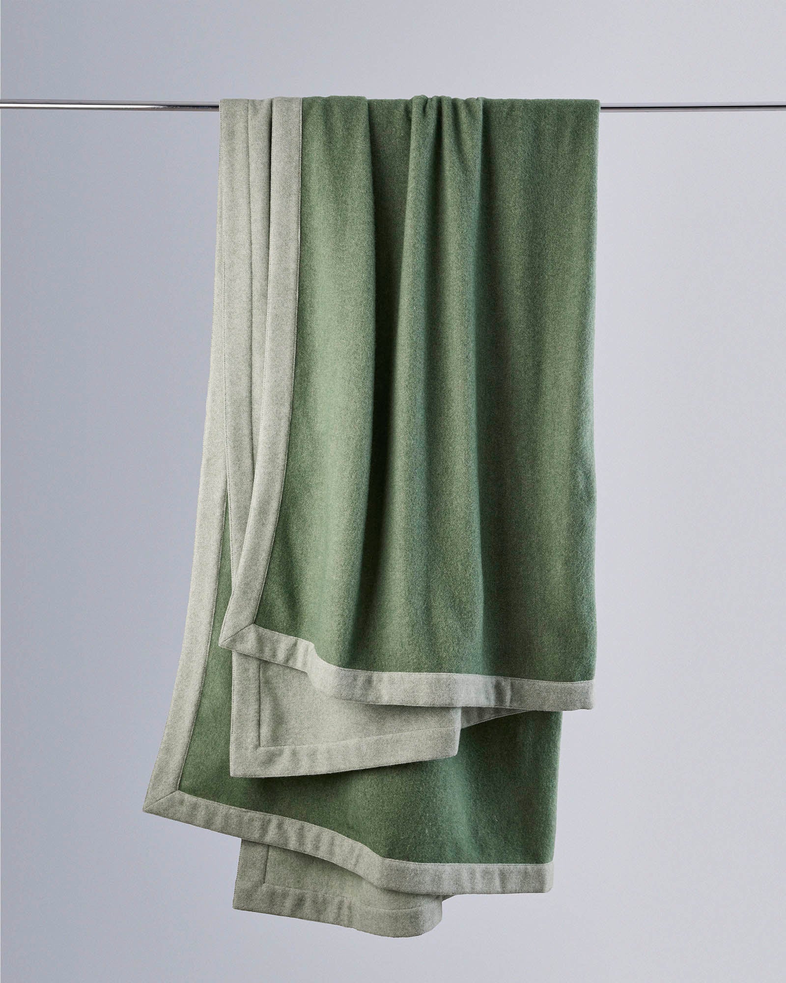 #Color_Grass Green