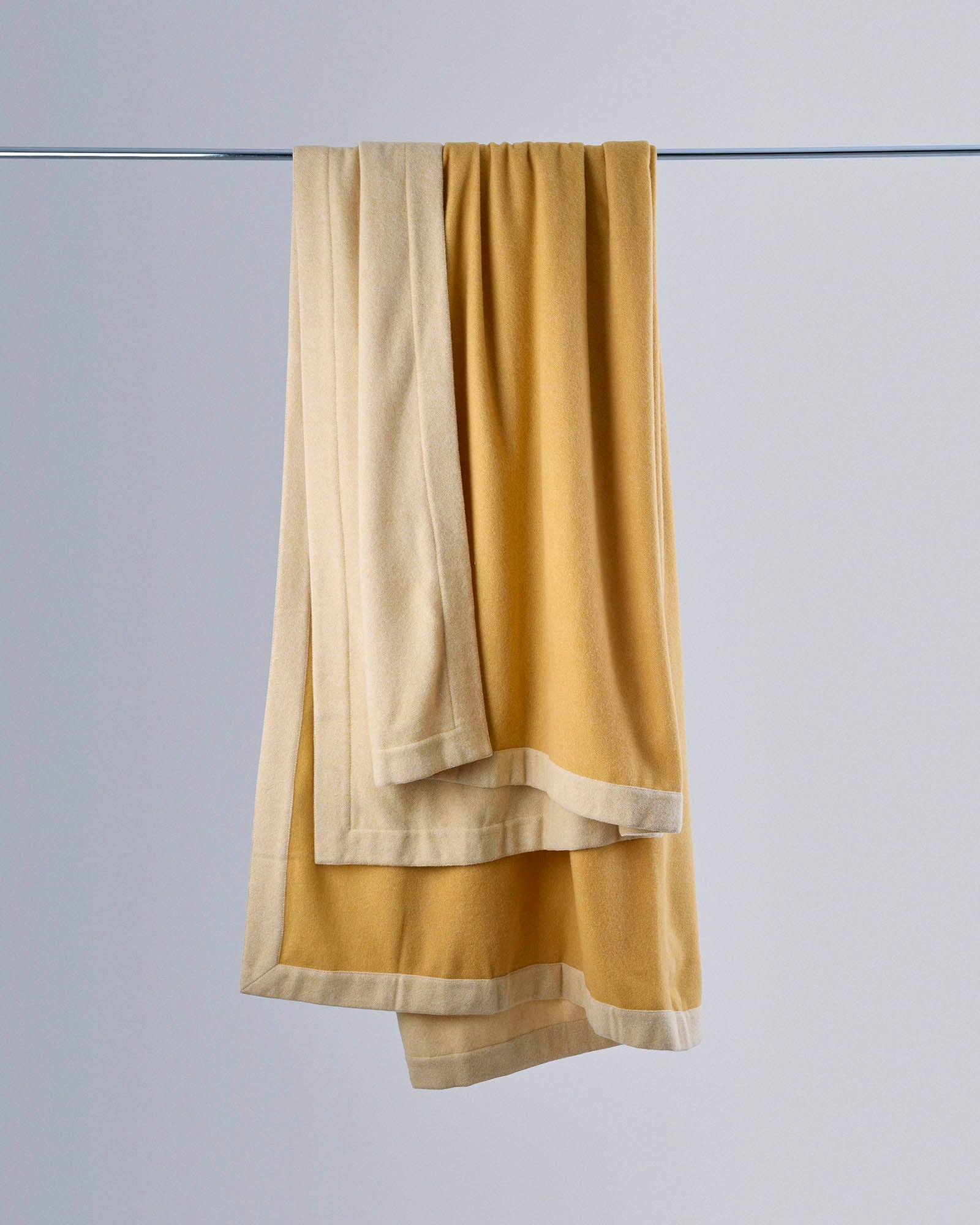 #Color_Mustard