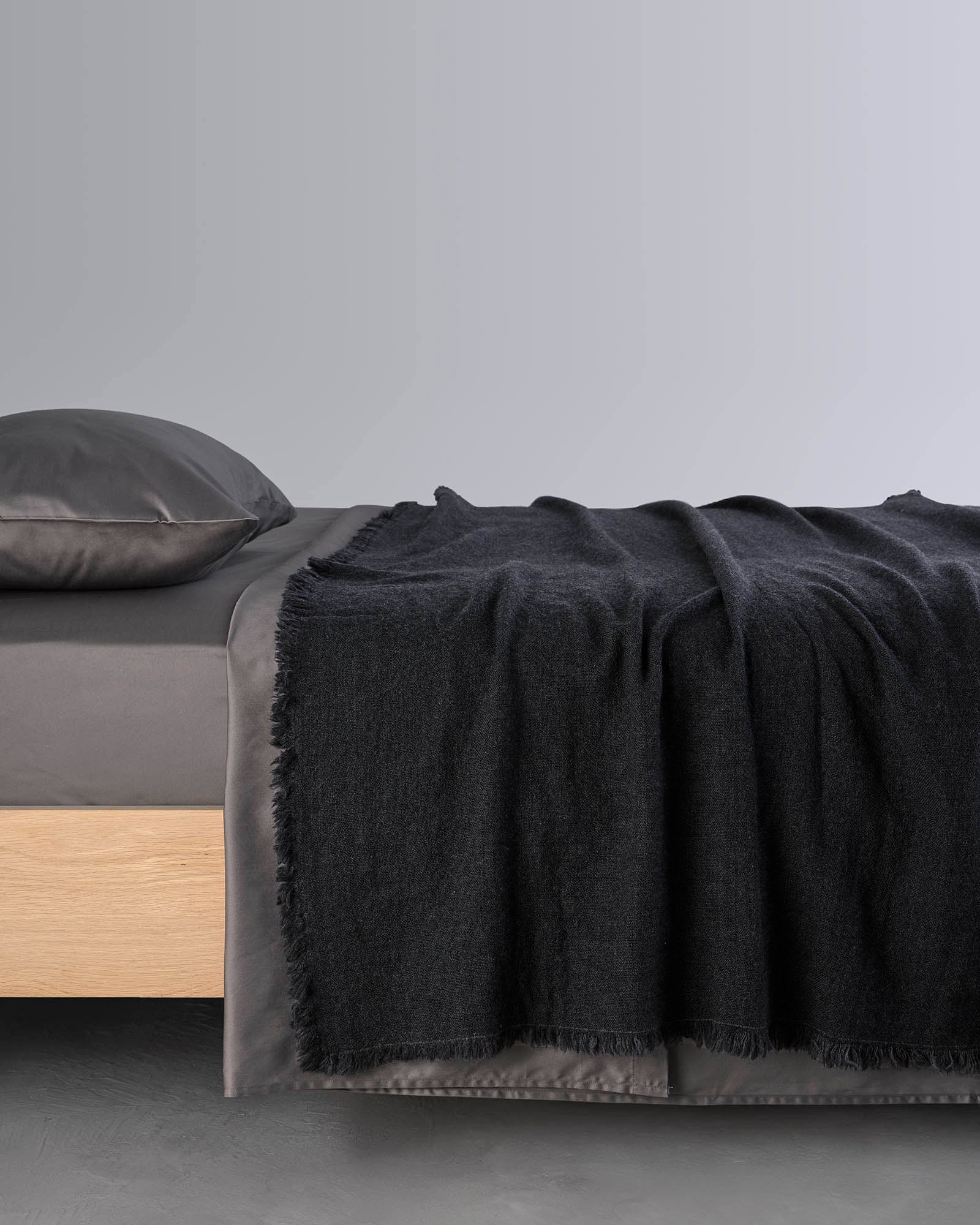 #color_Anthracite